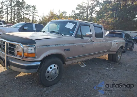 1997 Ford F-350 Xl из США, поврежденный, VIN 1FTJW35G0VED01730